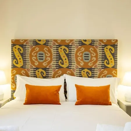 Rodrigo De Triana Deluxe Apartment *