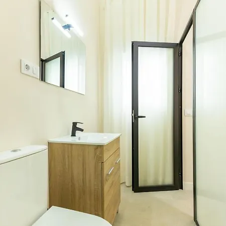 Rodrigo De Triana Deluxe 아파트 *